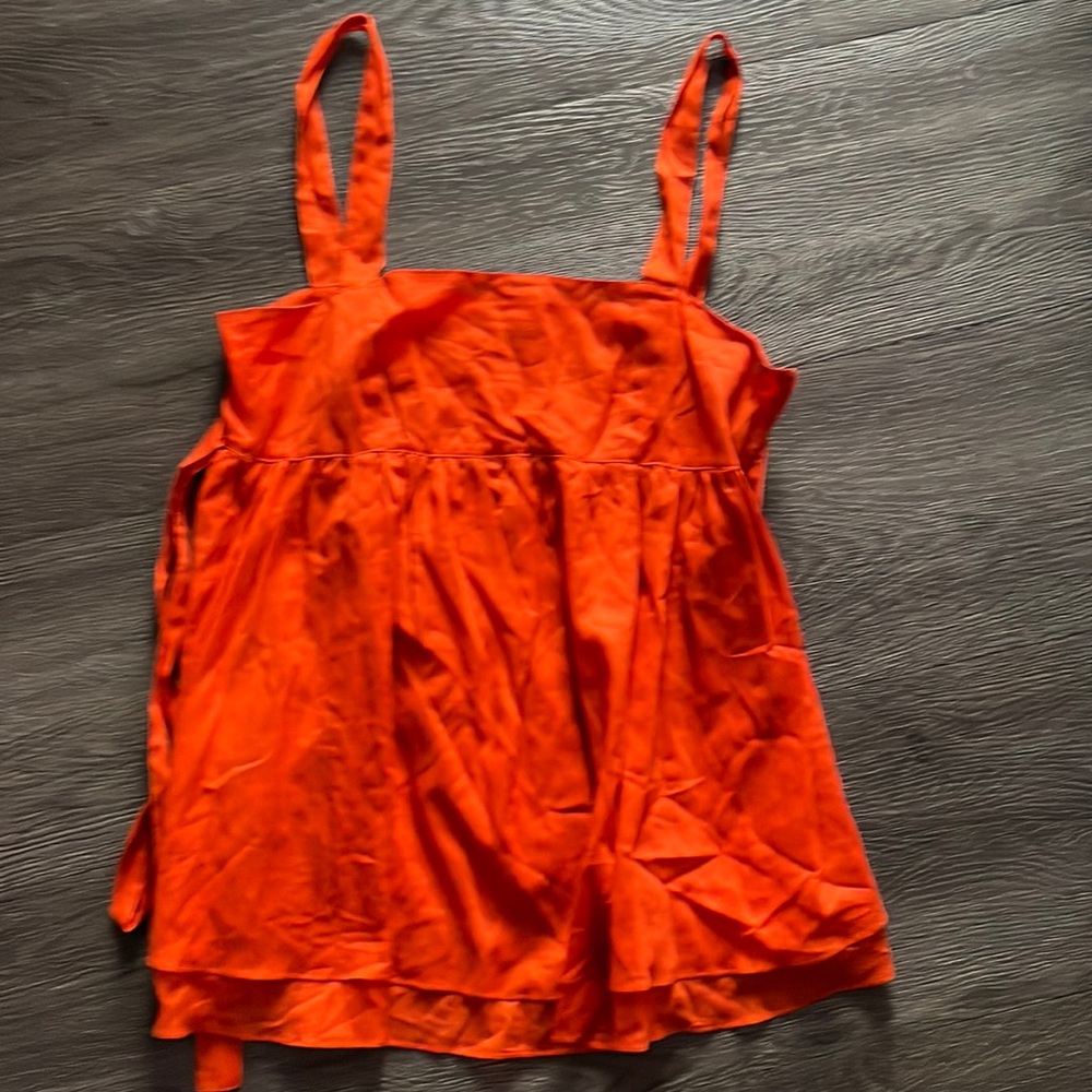 Burberry fluid tank top